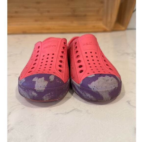 Native pink purple marbled shoes water shoes size C9 summer play vacation - Picture 3 of 7
